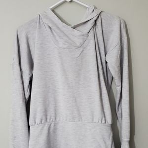 Light Grey Hooded Sweater with Pockets size Small